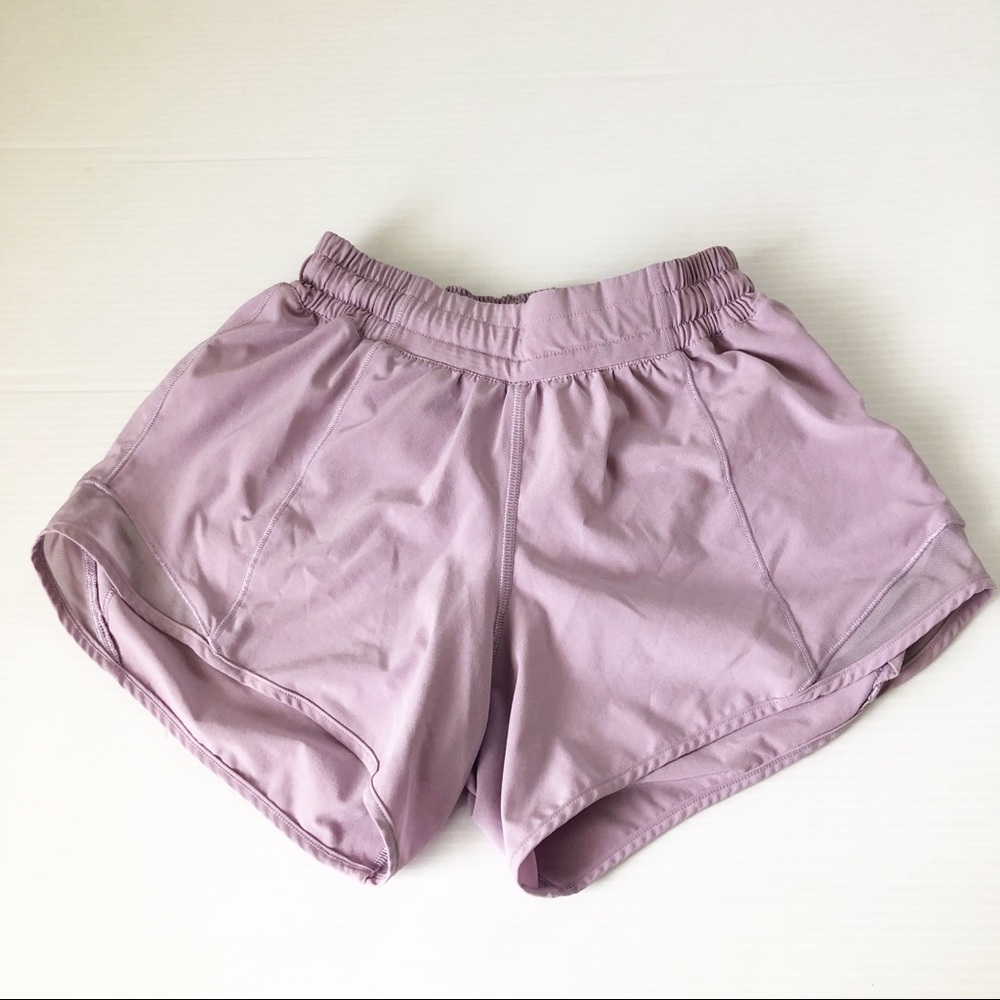 Lululemon Hotty Hot Short 4" Lilac Quartz, 4